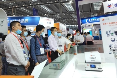 智慧物流驅動面板行業革新 迦智科技亮相C-Touch展會，引領工業物流新篇章